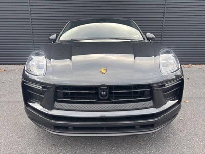 2026 Porsche Macan AWD