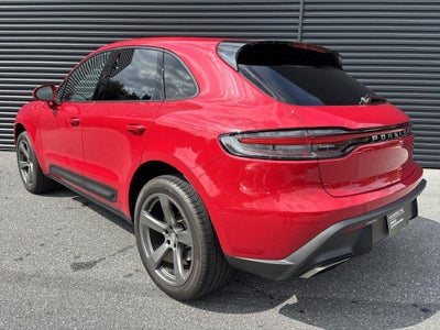 2025 Porsche Macan AWD