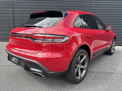 2025 Porsche Macan AWD