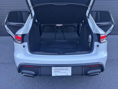 2025 Porsche Macan AWD