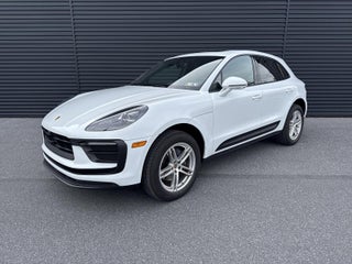 2025 Porsche Macan AWD