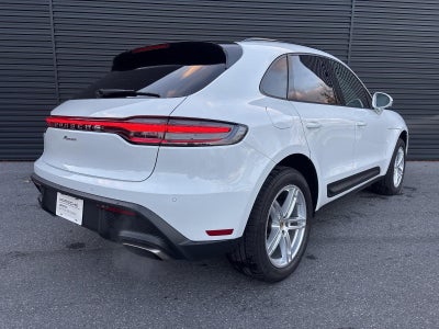 2025 Porsche Macan AWD