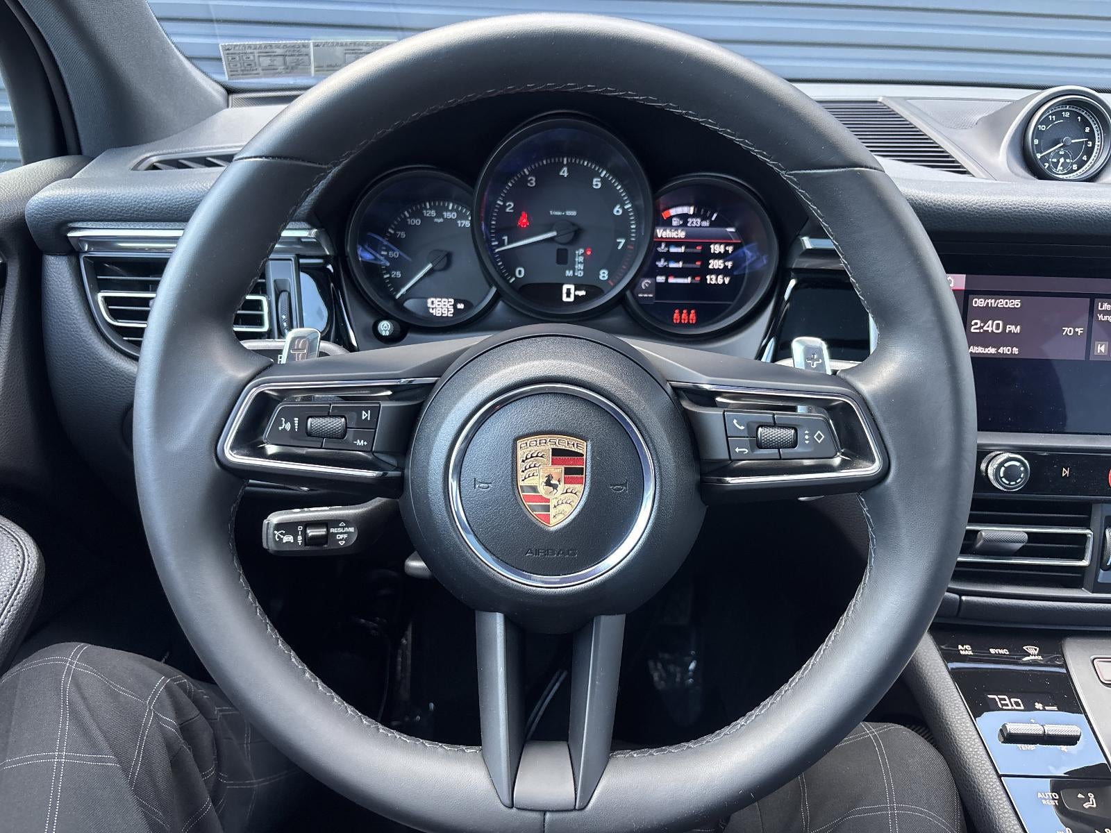 2025 Porsche Macan AWD