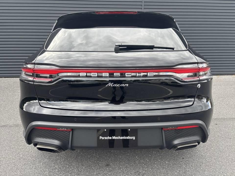 2026 Porsche Macan AWD