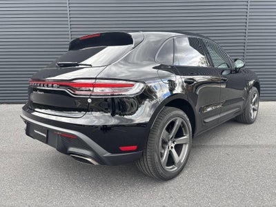 2026 Porsche Macan AWD