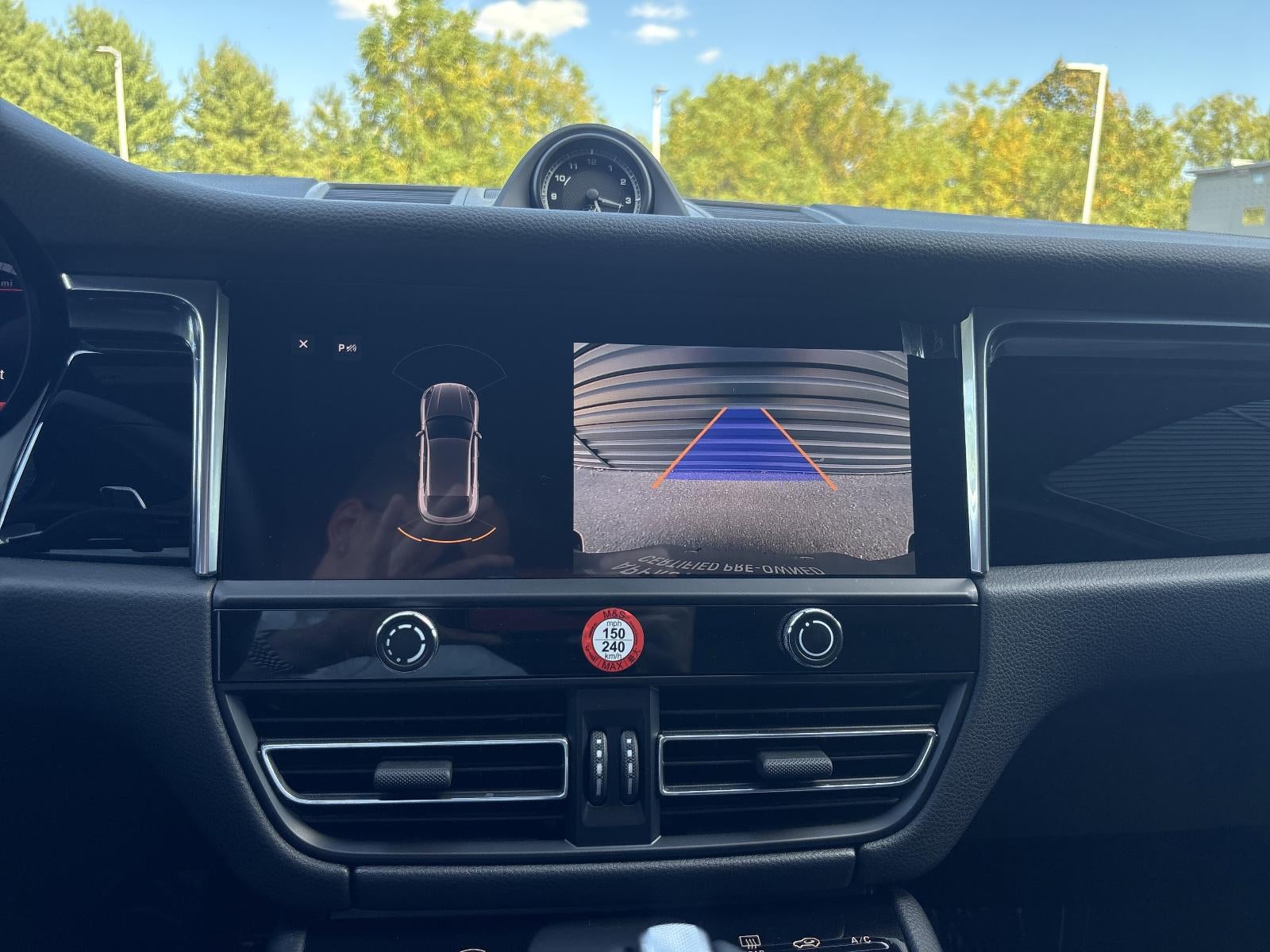 2025 Porsche Macan AWD