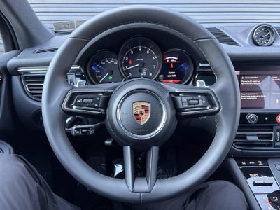 2026 Porsche Macan AWD