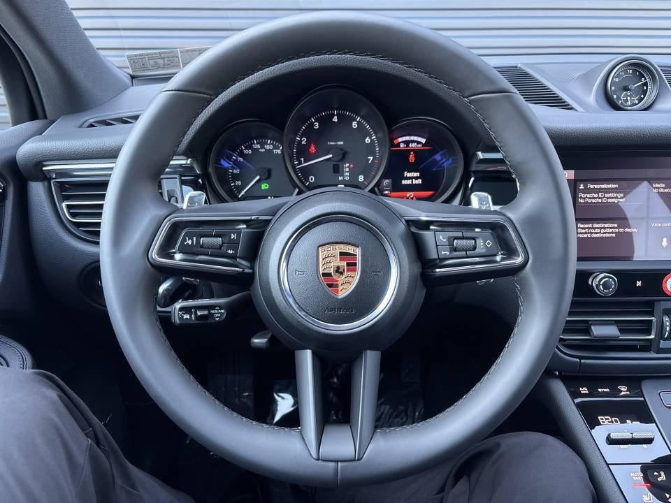 2026 Porsche Macan AWD