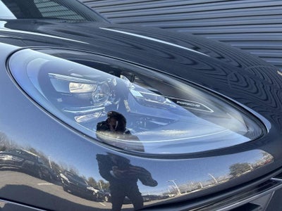 2026 Porsche Macan AWD
