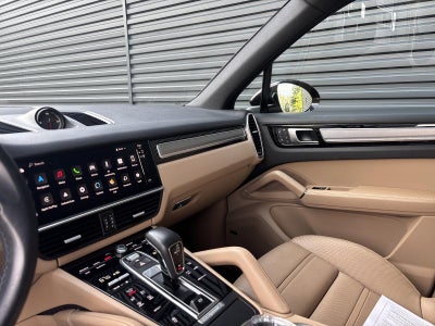 2022 Porsche Cayenne Platinum Edition AWD