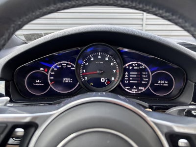 2022 Porsche Cayenne Platinum Edition AWD