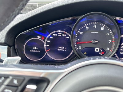 2022 Porsche Cayenne Platinum Edition AWD