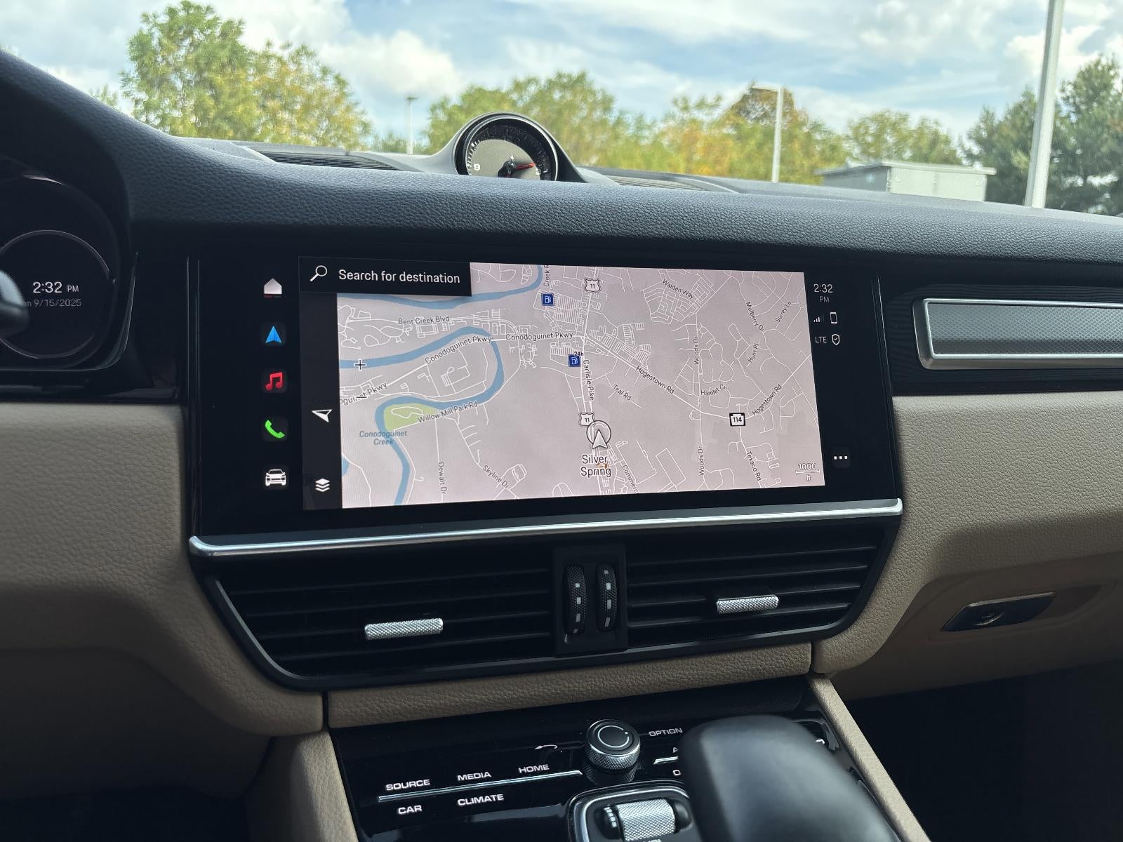 2022 Porsche Cayenne Platinum Edition AWD