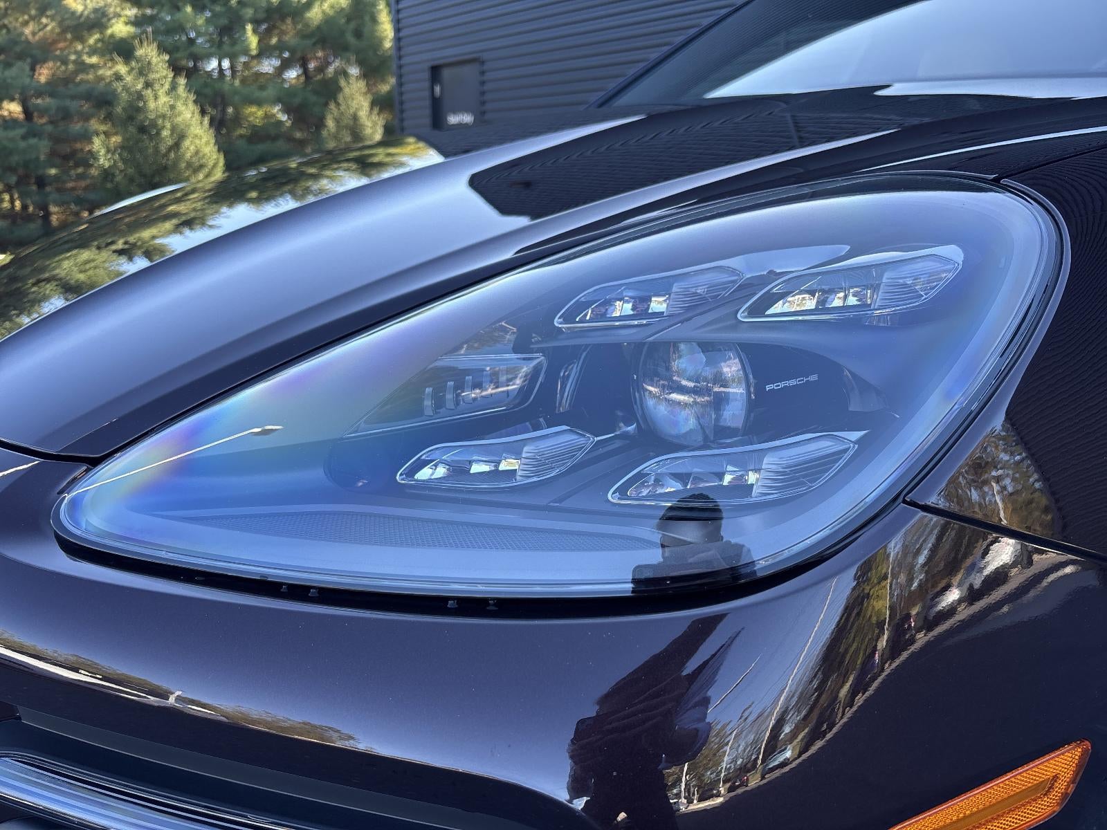 2022 Porsche Cayenne Platinum Edition AWD