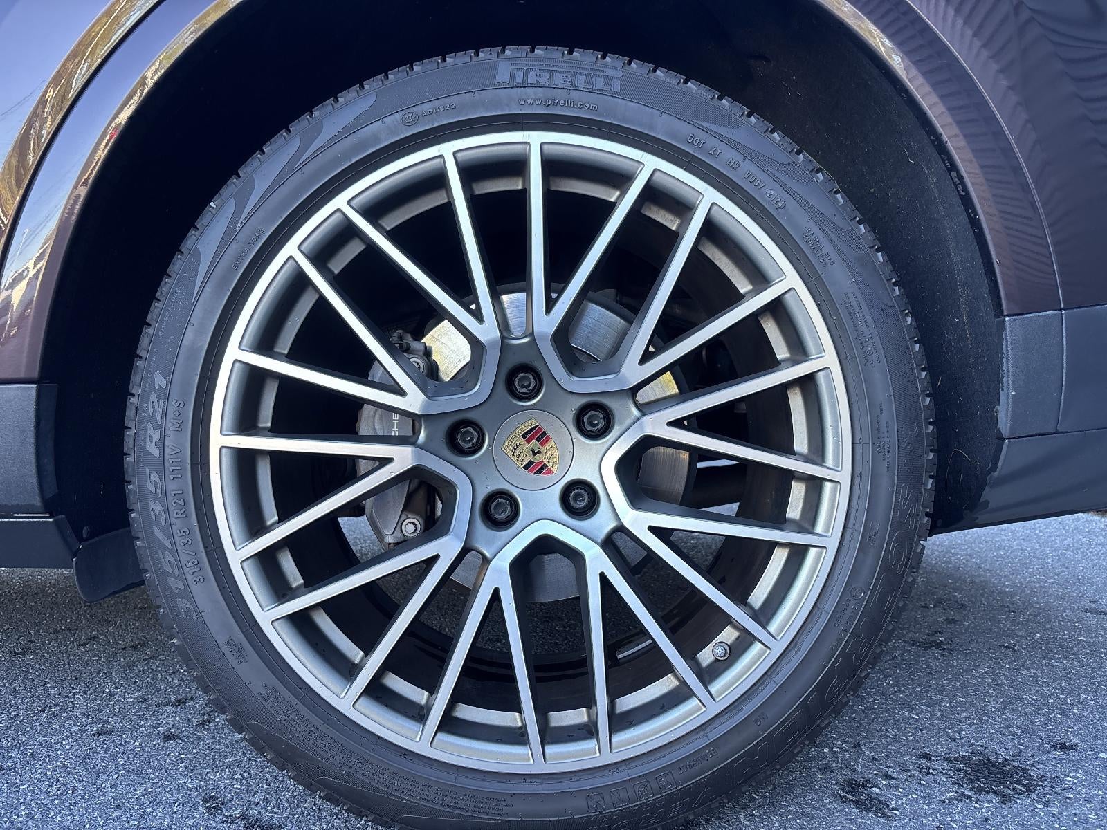 2022 Porsche Cayenne Platinum Edition AWD