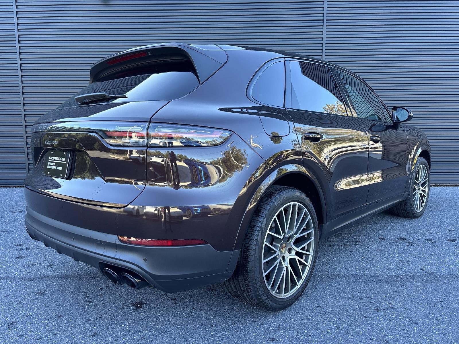 2022 Porsche Cayenne Platinum Edition AWD