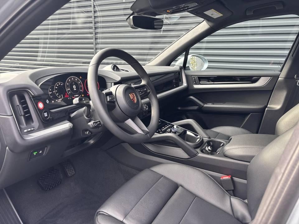 2026 Porsche Cayenne AWD
