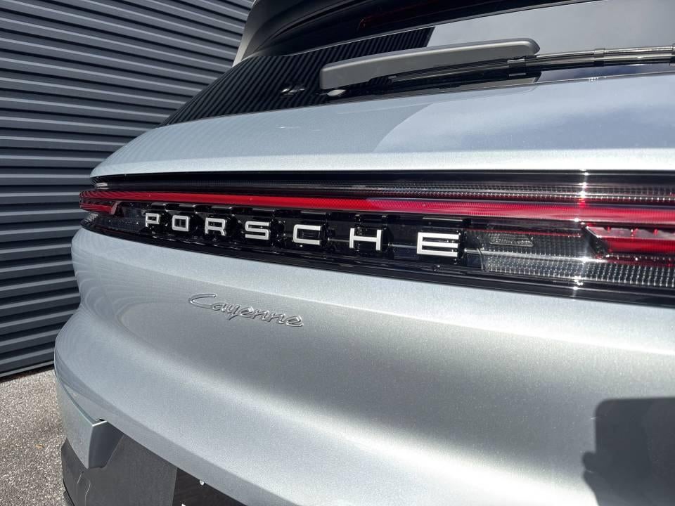 2026 Porsche Cayenne AWD