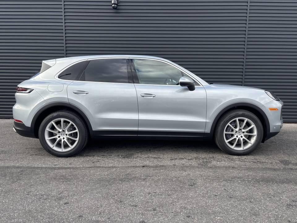 2026 Porsche Cayenne AWD
