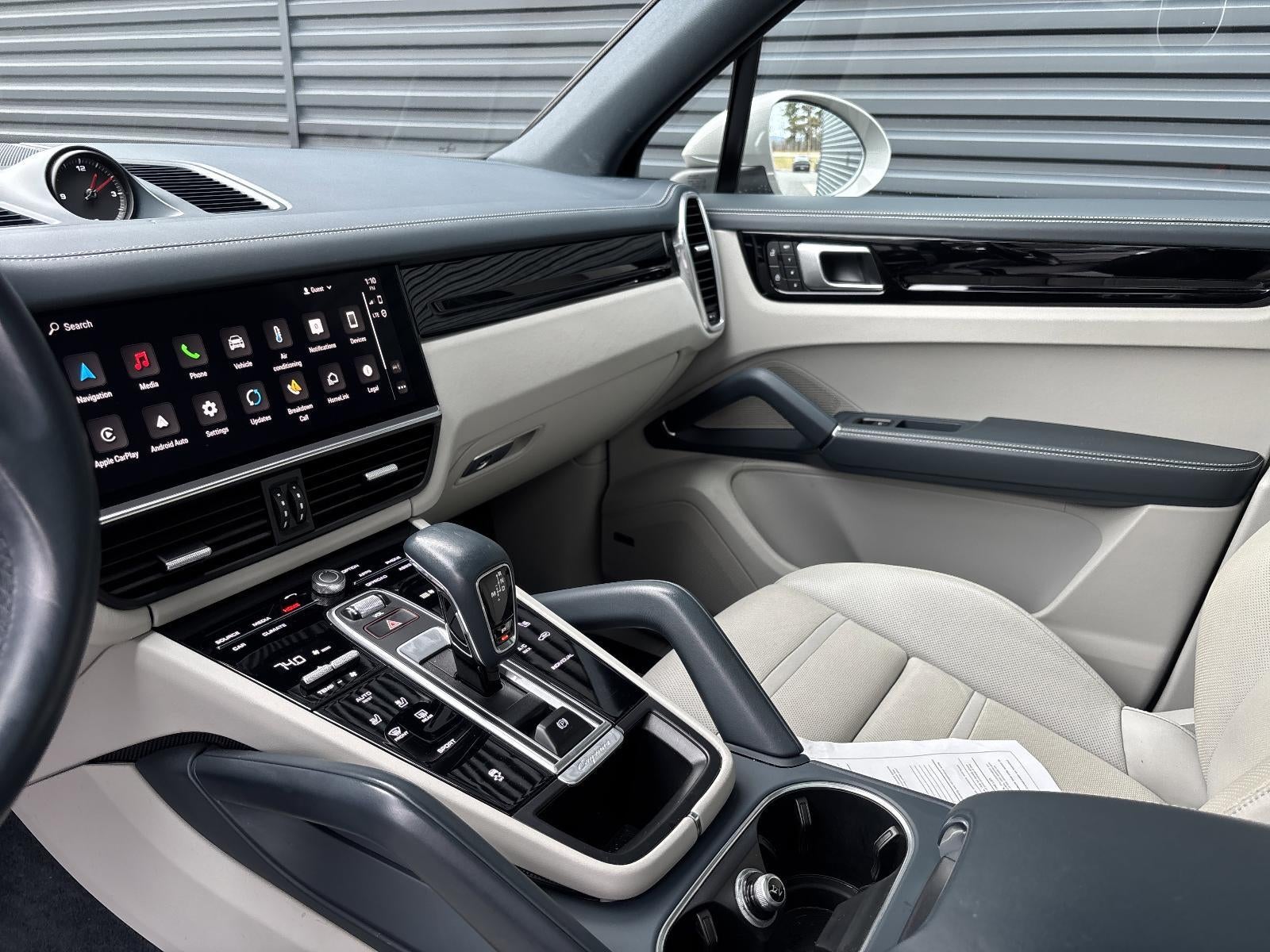 2022 Porsche Cayenne AWD