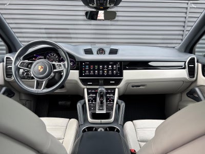 2022 Porsche Cayenne AWD