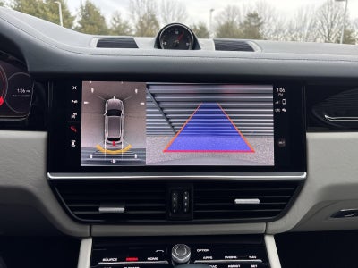 2022 Porsche Cayenne AWD