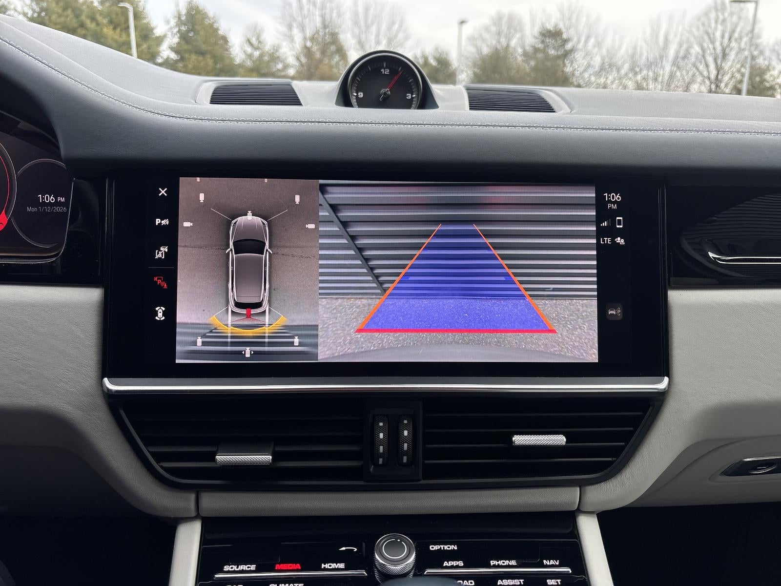 2022 Porsche Cayenne AWD