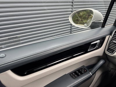 2022 Porsche Cayenne AWD
