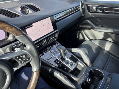 2022 Porsche Cayenne AWD