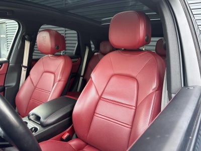 2023 Porsche Cayenne AWD
