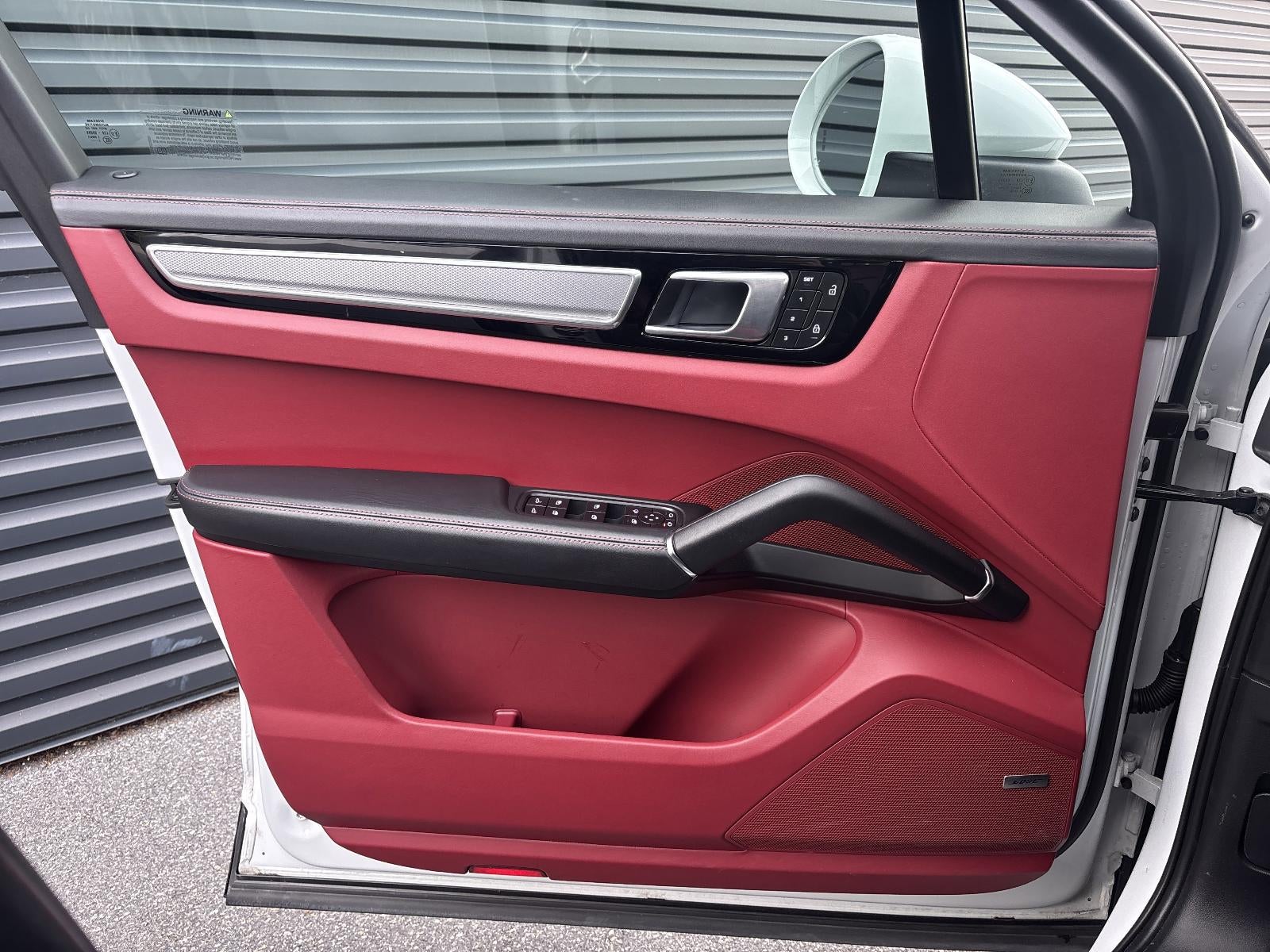 2023 Porsche Cayenne AWD