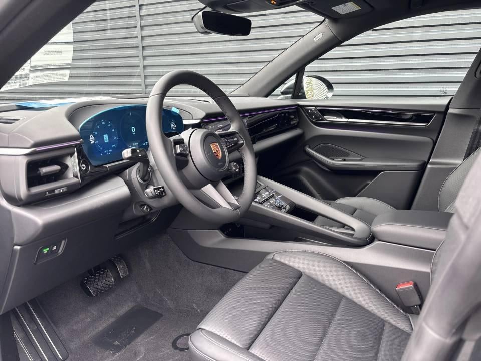 2026 Porsche Macan Electric 4 AWD