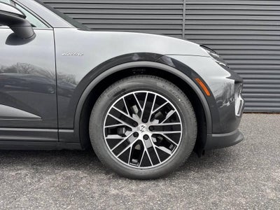 2026 Porsche Macan Electric 4 AWD