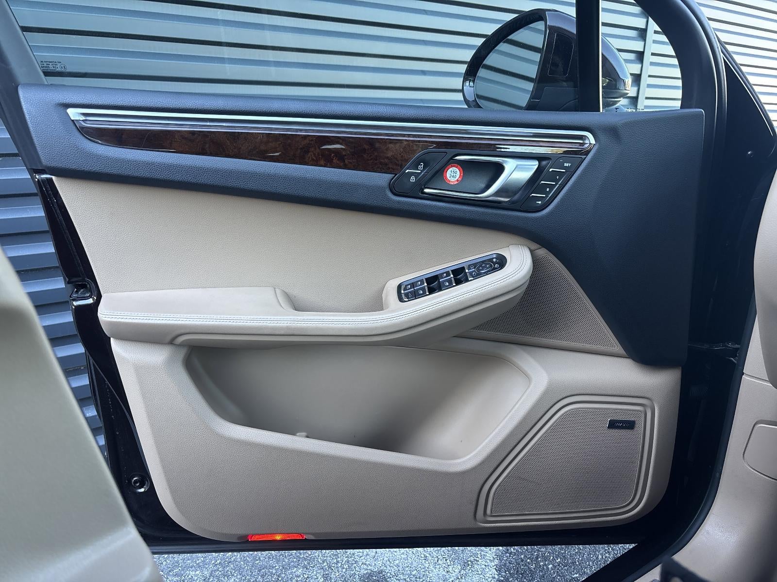 2021 Porsche Macan S AWD