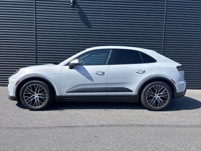 2025 Porsche Macan Electric RWD