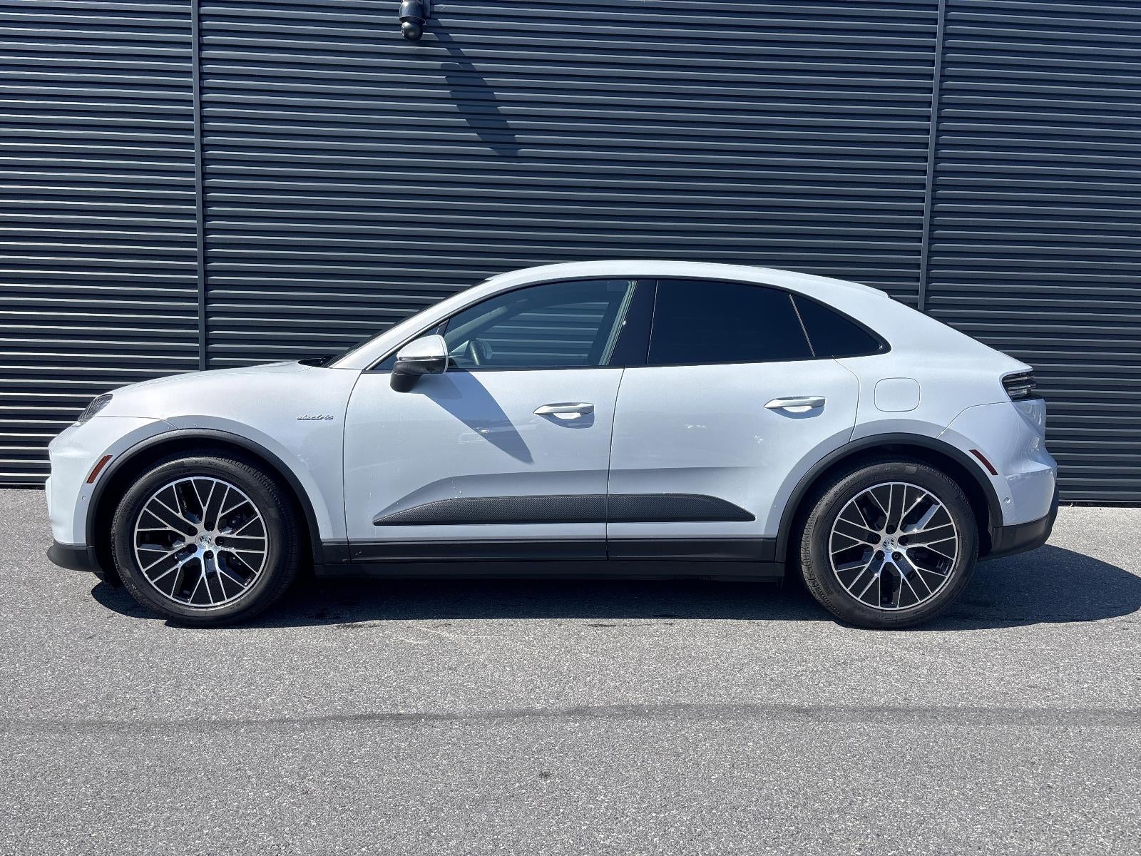 2025 Porsche Macan Electric RWD