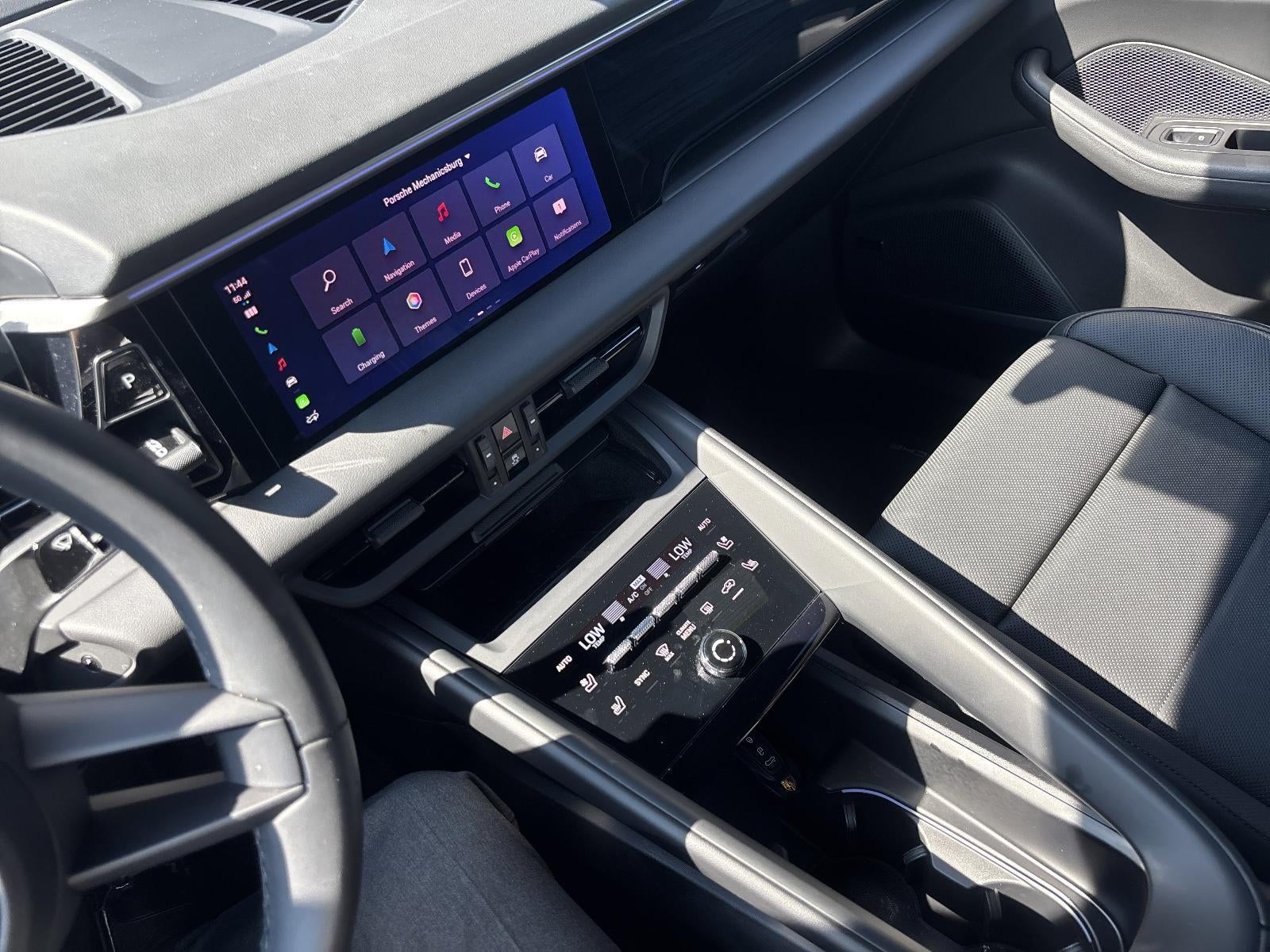 2025 Porsche Macan Electric RWD