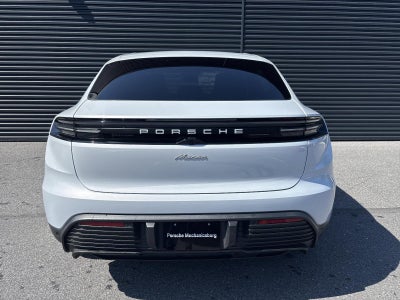 2025 Porsche Macan Electric RWD