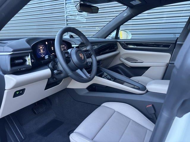 2025 Porsche Macan Electric RWD