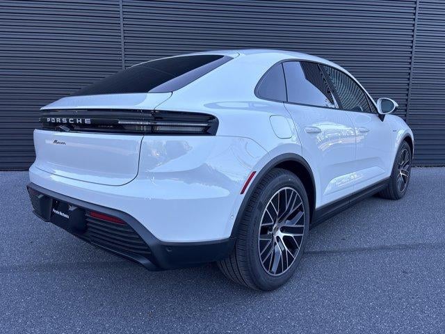2025 Porsche Macan Electric RWD