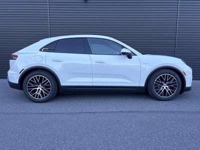 2025 Porsche Macan Electric RWD