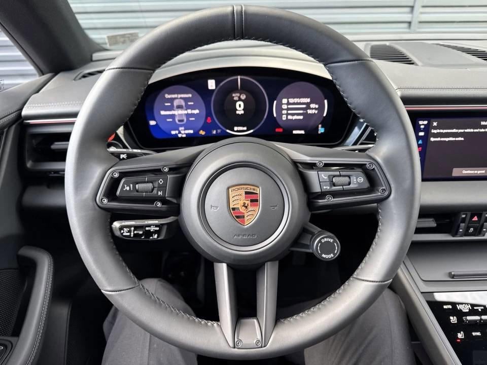 2025 Porsche Macan Electric RWD