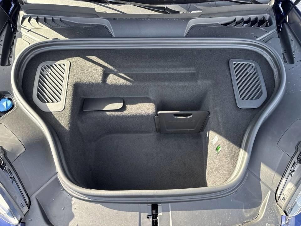 2025 Porsche Macan Electric RWD