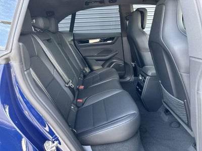 2025 Porsche Macan Electric RWD