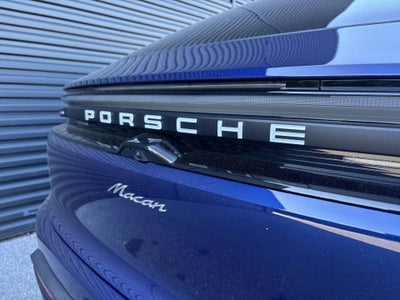 2025 Porsche Macan Electric RWD