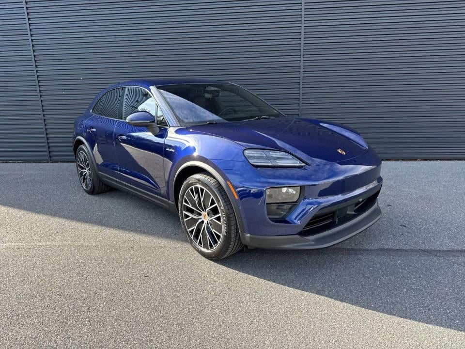 2025 Porsche Macan Electric RWD