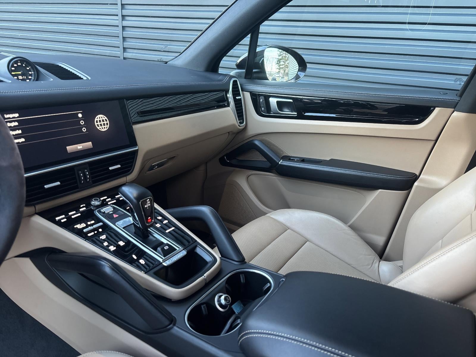 2022 Porsche Cayenne E-Hybrid AWD