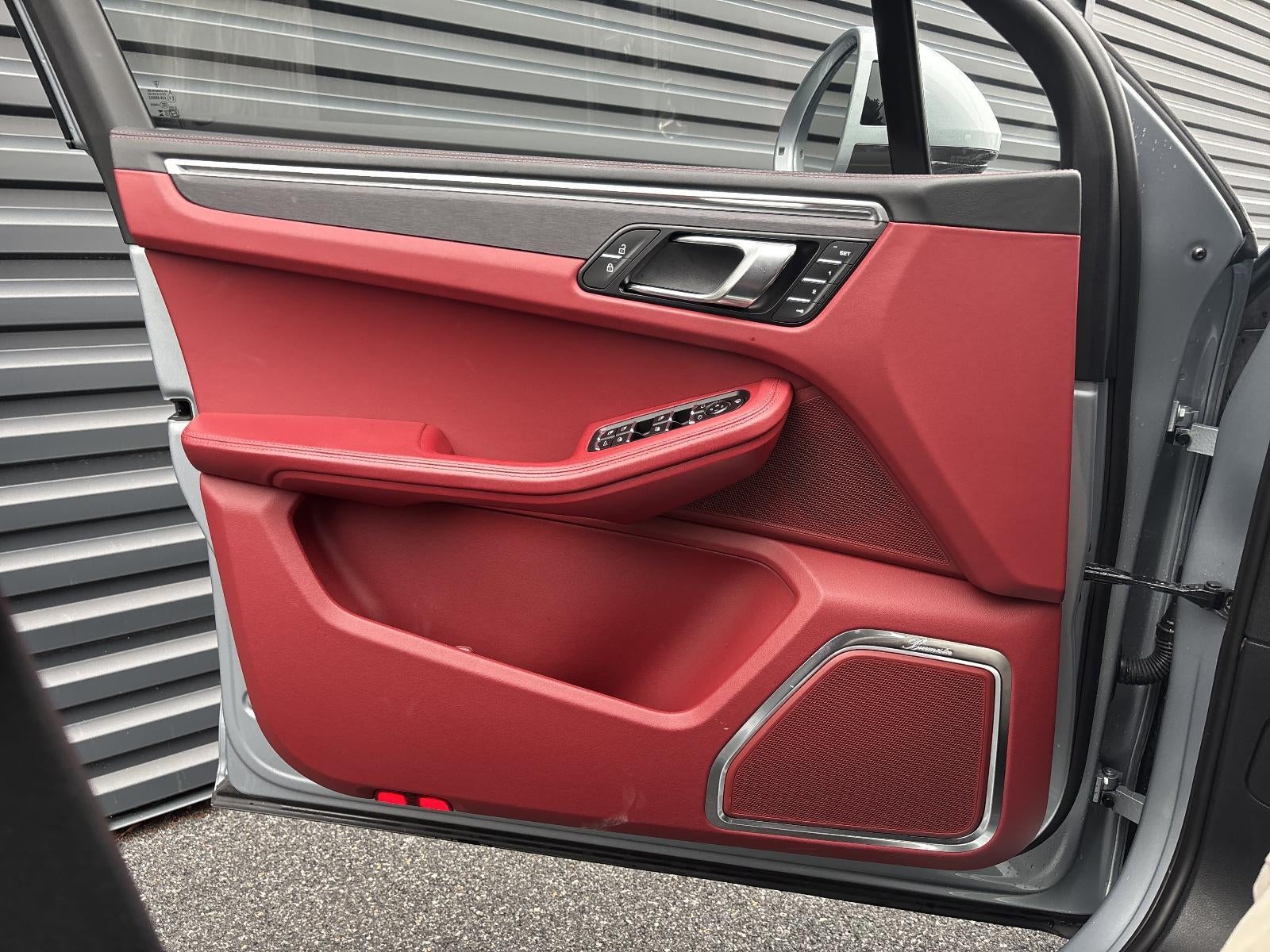 2025 Porsche Macan GTS AWD