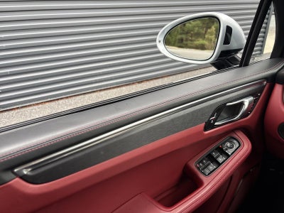 2025 Porsche Macan GTS AWD