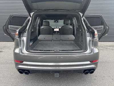 2022 Porsche Cayenne Turbo AWD